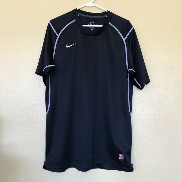 nike workout shirts mens